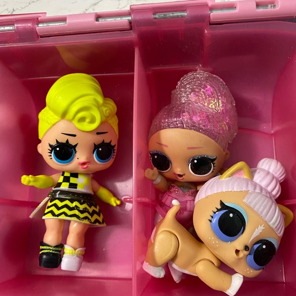 LOL doll Collection & carry case! Over 30 dolls! - Picture 3 of 5